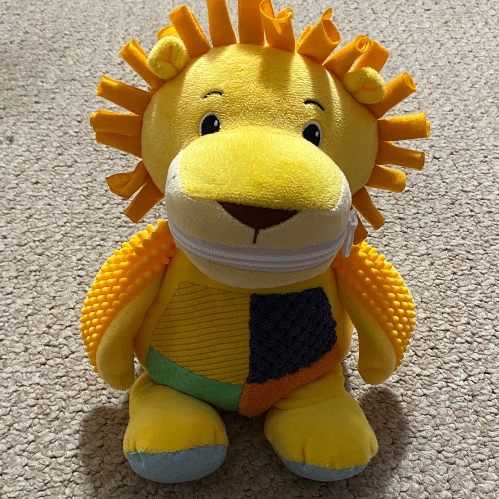Baby toddler Animal Adventure Zippydudes Multi Sensory Fidget Friends Lion plush